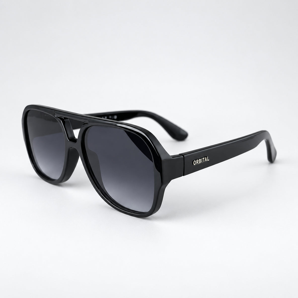 ASCARI Negro Brillo / Gris Degradé — perfil 45°