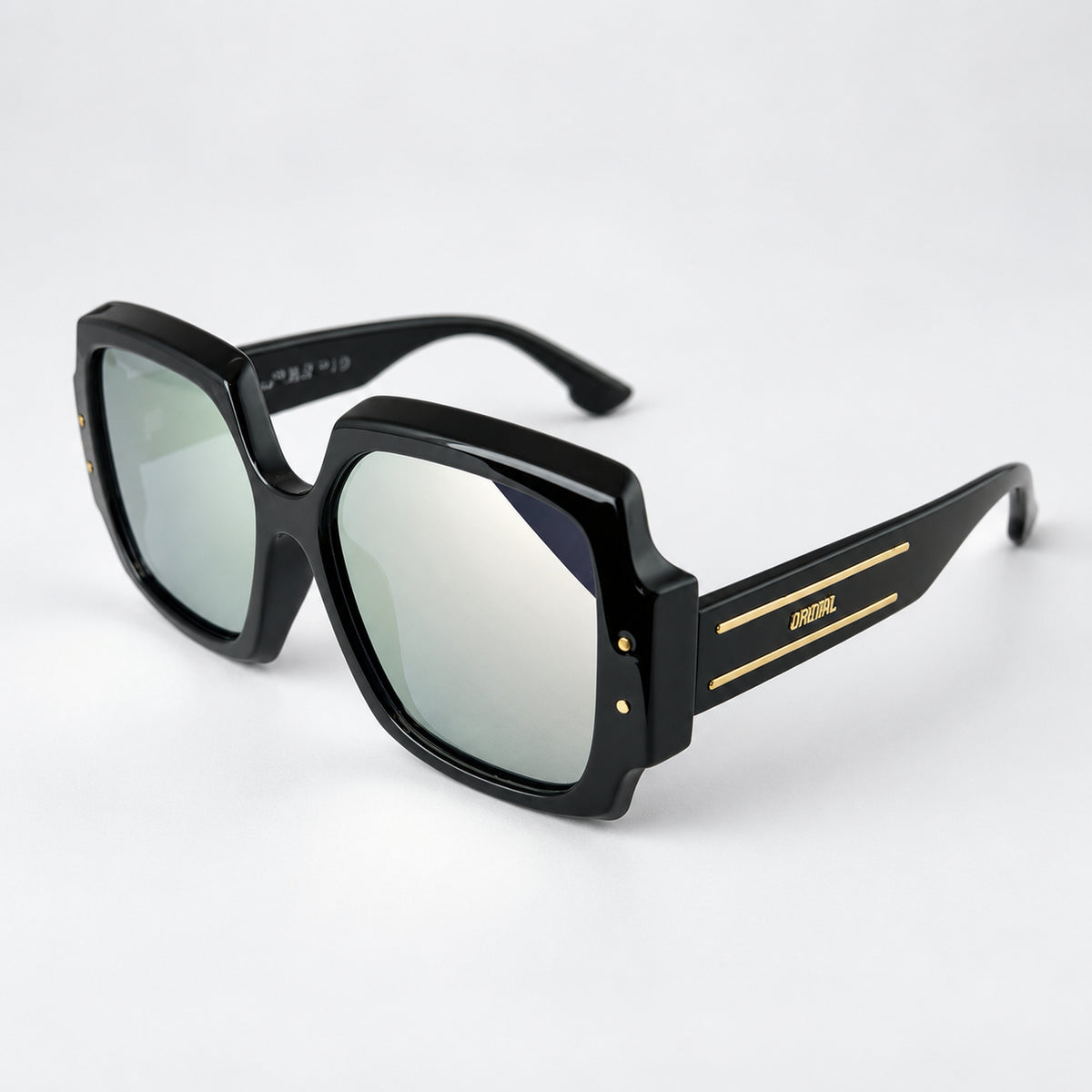 LOS HAMPTON Negro Brillo / Espejo Rosa — perfil 45°