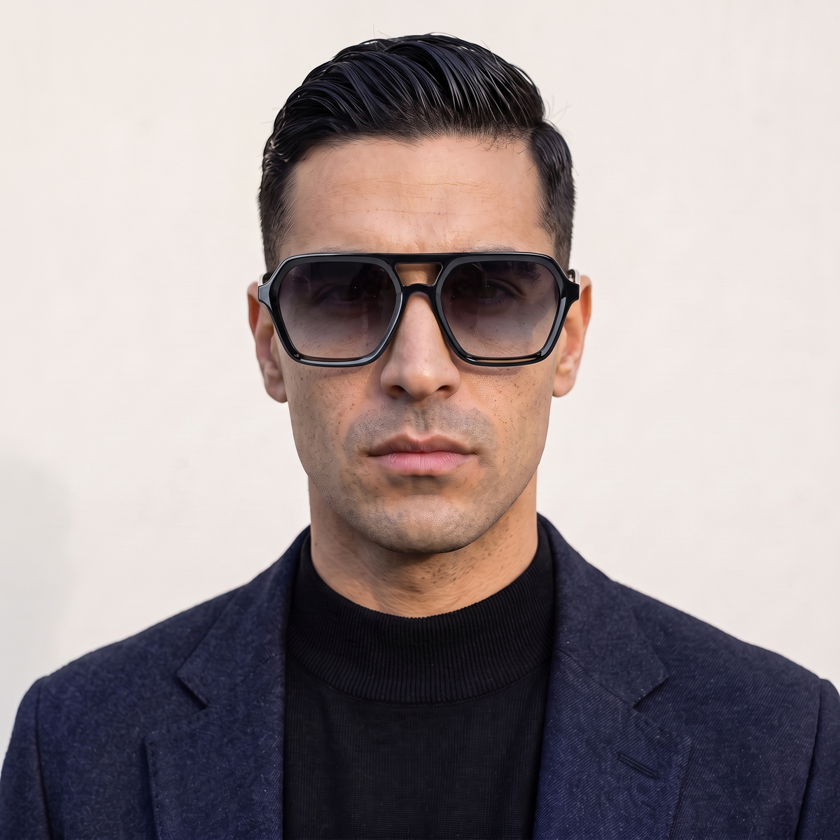 LE MANS Negro Brillo / Gris Degradé — en cara hombre
