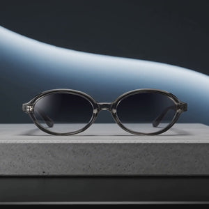 Anteojos de sol ORBITAL 5th AVENUE Gris Clear Brillo — vista 4